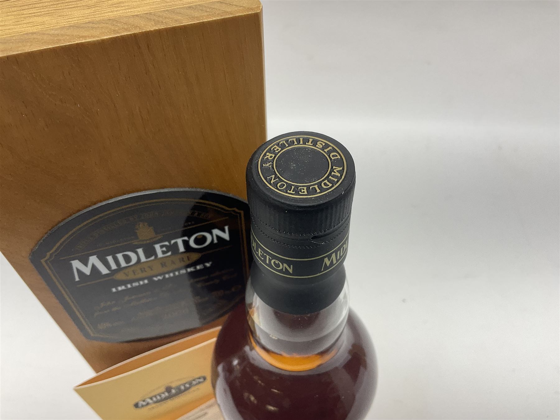 Midleton, 2006, Very Rare Irish Whiskey, 700ml, 40% vol, in original presentation box with certificate