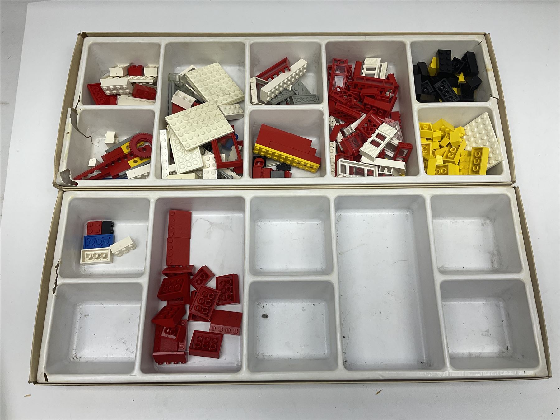 Lego - six 1960s/70s boxes for set Nos.5,40, 050, 066, 070 and 544; well stocked with assorted pieces (6)