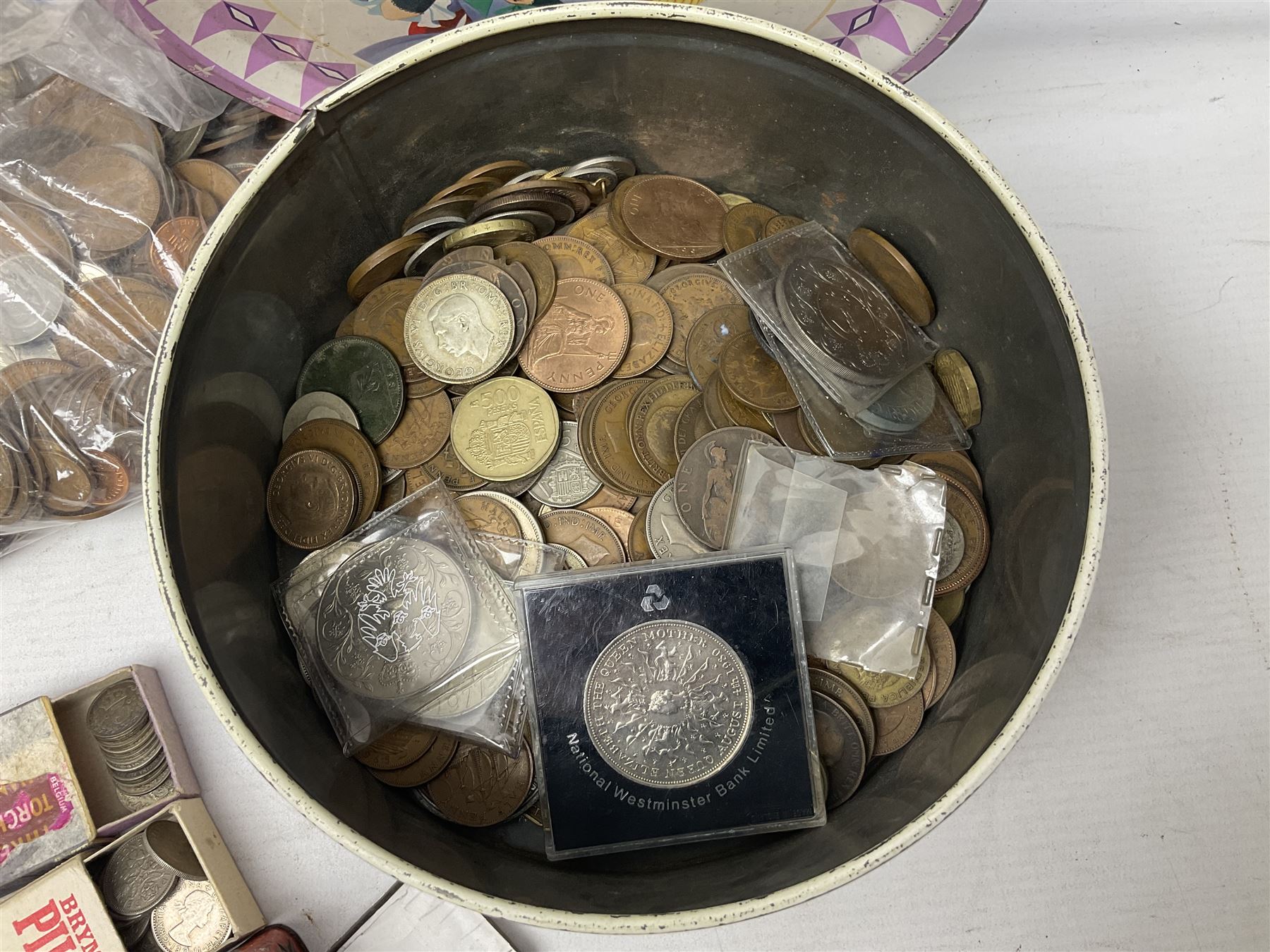 South Africa 1895 2 1/2 shillings, various Queen Elizabeth II five pound and two pound coins, pre euro coinage, pre decimal coinage etc
