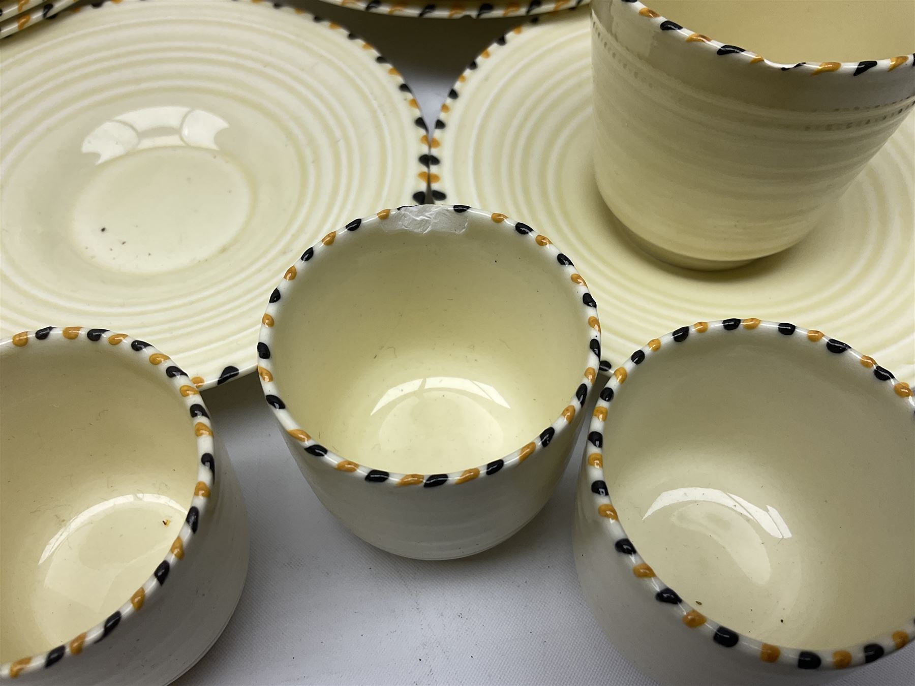Art Deco Crown Ducal tea and dinner wares, reg no. 784158, comprising dinner plates, teacups, saucers, coffee cups, crescent shaped side plates, bowls, eggcups, etc, (93)