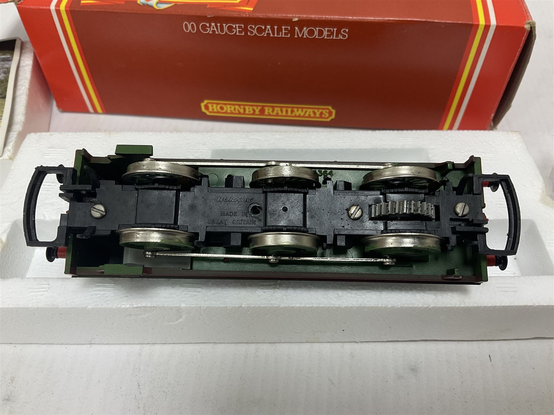Hornby ‘00’ gauge - LBSC Class A1 0-6-0 ‘Brighton Works’ Terrier locomotive no.32635; LBSC E2 Class 0-6-0 tank locomotive no.100; BR Class 3F Jinty 0-6-0 tank locomotive no.47480; Caledonian ‘Pug’ Class 0-4-0 Saddle Tank locomotive no.270; GNR Class J13 0-6-0 Saddle Tank locomotive no.1247; LNER Class J83 0-6-0 locomotive no.8477; Class J52 0-6-0T locomotive no.68831 in BR black; in original boxes; BR Black 0-4-0 locomotive no.56025, in ‘Smokey Joe’ box; two further loose locomotives comprising ‘Waddon’ 0-6-0 locomotive no.54 and Caledonian Railway 0-4-0 locomotive no.270 (10) 