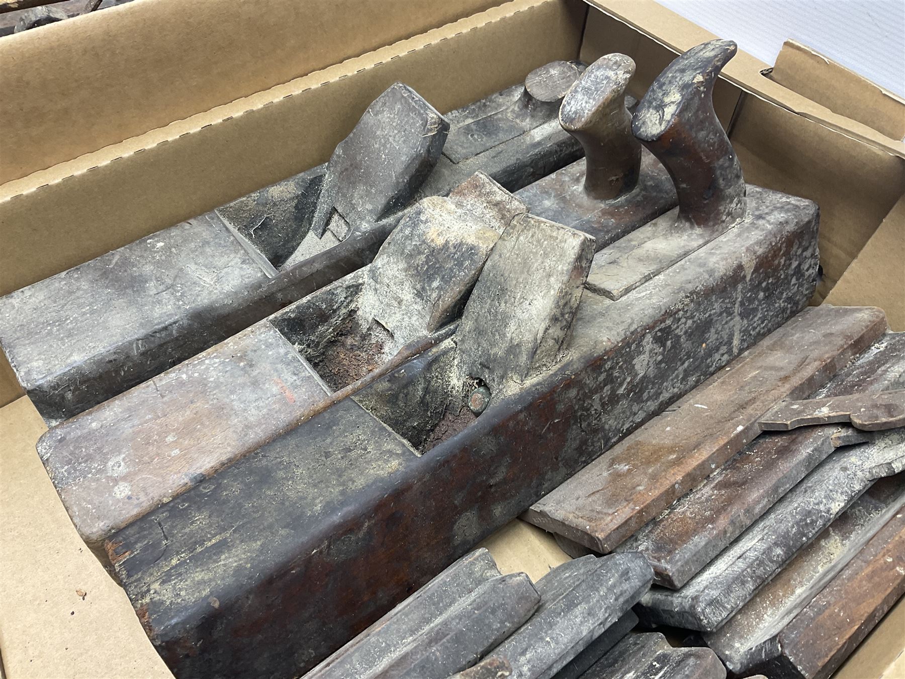 Large quantity of 19th century and later woodworking planes, to include rebate, block and moulding examples, including examples by King & Peach (Hull), E. Preston & Sons etc
