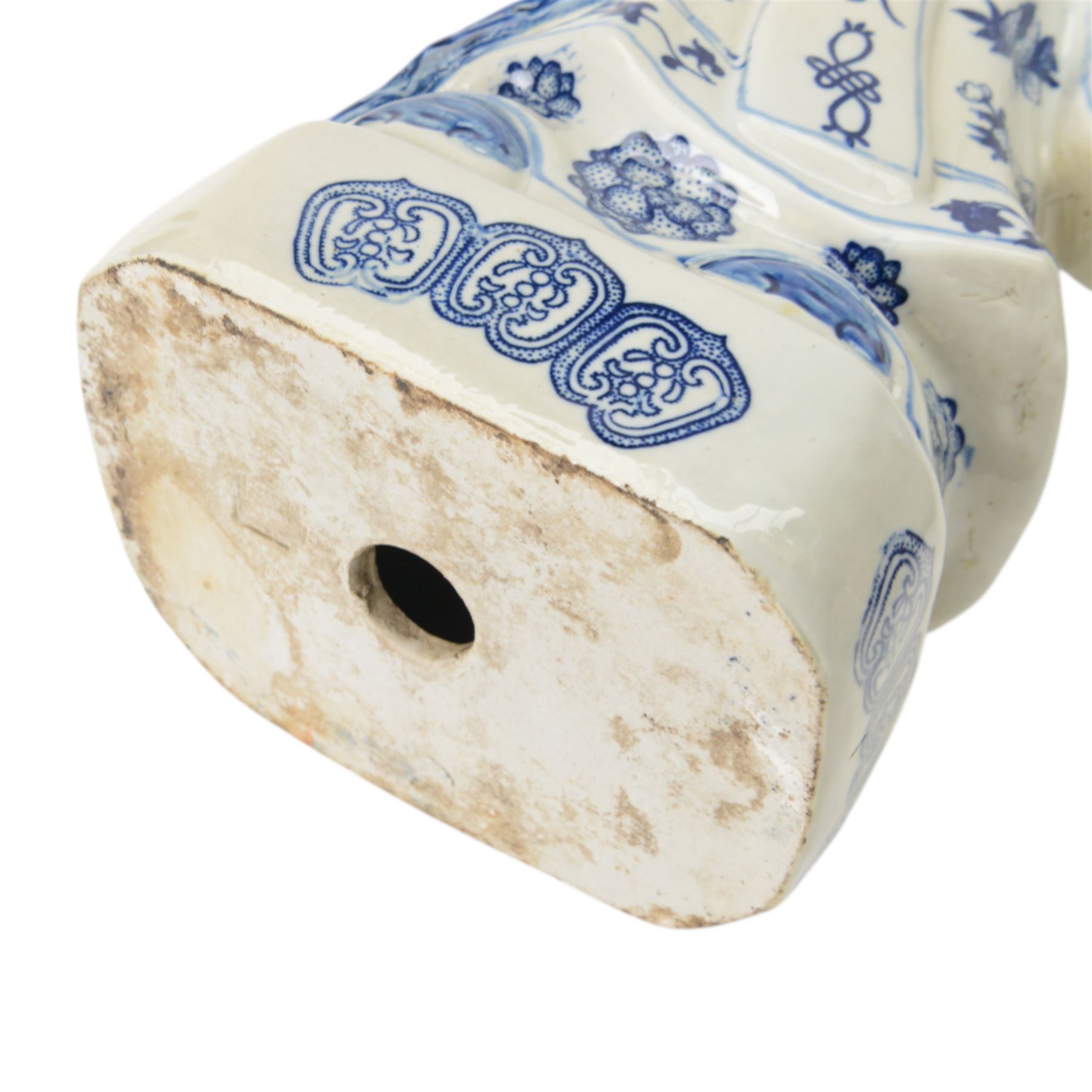 20th century Chinese blue and white porcelain figure of an Emperor, wearing a dragon decorated robe, seal marks beneath, together with blue and white figure of Shou Lao H54cm