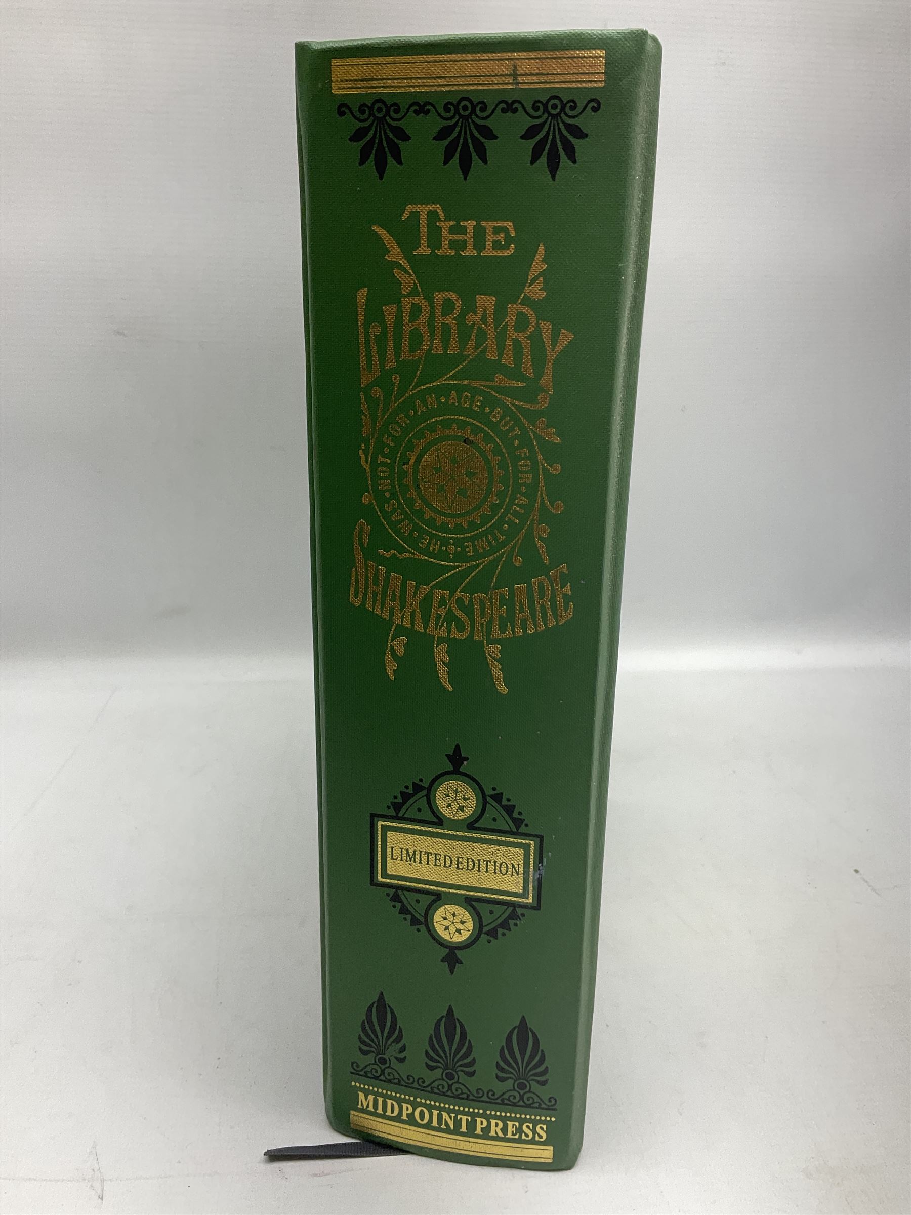 Limited edition The Library Shakespeare, no 2298/4000, illustrated by Sir John Gilbert, George Cruikshank and R. Dudley, pub. Midpoint Press, Really Useful Map Company Limited 2007, green cloth hardback with gilt titles and decoration and silvered edges, together with other Shakespeare related books comprising Keate's Shakespeare pub. Oxford University Press 1929, set of three Olive Classics and The Histories, pub. Collins 1966 (6)