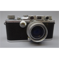  Leica 35mm film camera, Ernst Leitz Wetzlar D.R.P. No.326947, with Ernst Leitz GmbH Wetzlar f=5cm 1:28 Nr.159109 with filter, in leather Leica case  