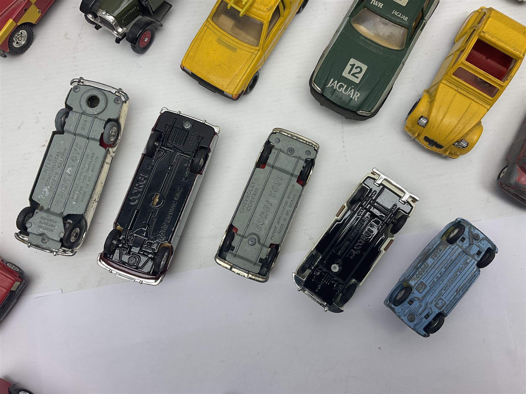 Corgi - approximately forty die-cast models of various scales to include ‘On the Move’ CC11406 and CC11407, both boxed; Renault 16, Ford Consul Classic, Vanwall Racing Car etc 