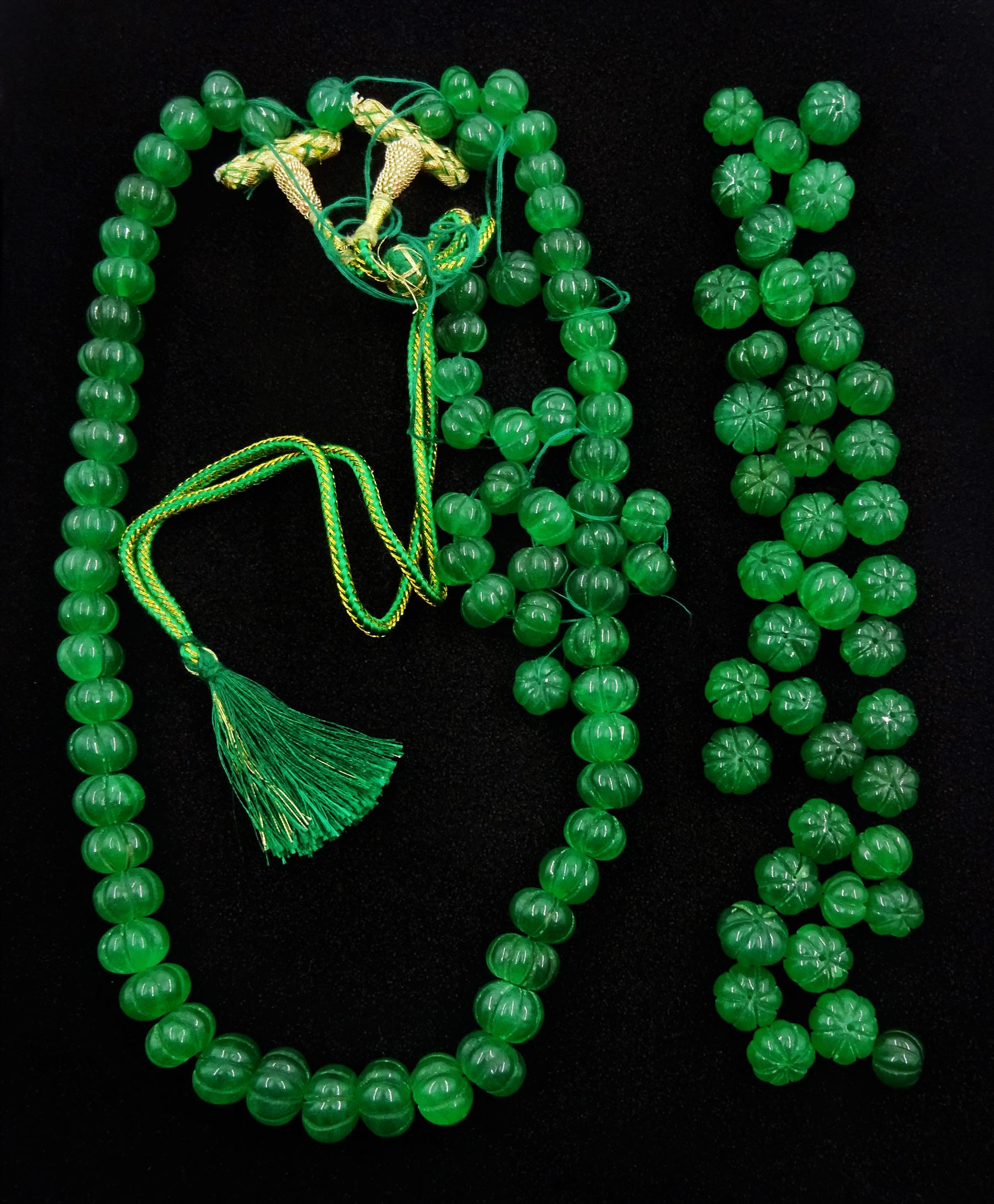 Large single strand earth mined emerald bead necklace, approx 1100 carat