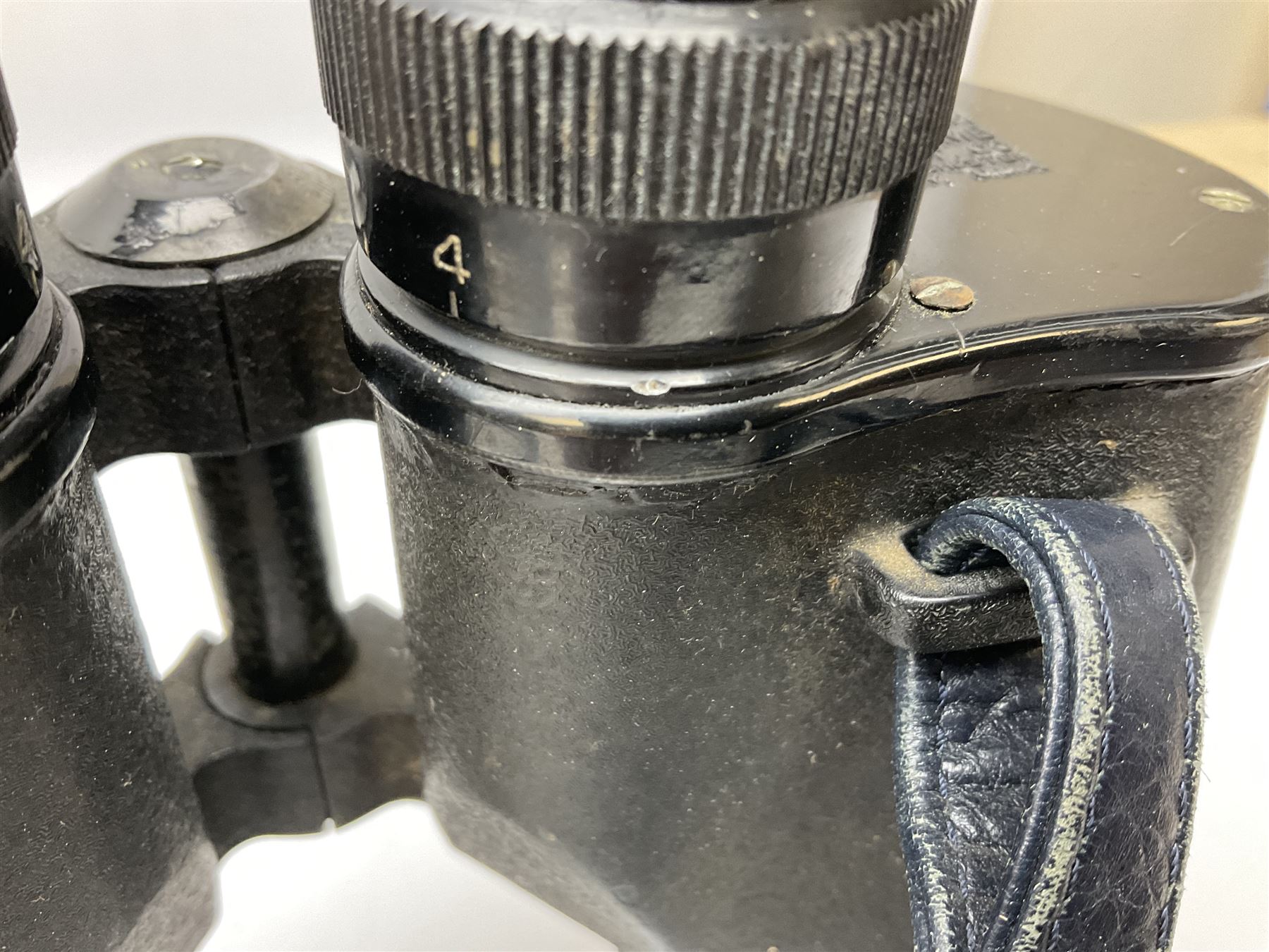 Pair of WW2 Bausch & Lomb U.S. Navy 7 x 50 binoculars, Mk.1 Model 2, impressed BU Ships No.80975 1941, serial no.OY6585, with neck strap