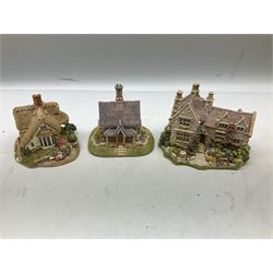 Sixteen Lilliput Lane models from The British / English Collection, to include Armada House, Paradise Lodge, Cradle Cottage etc, all boxed with deeds