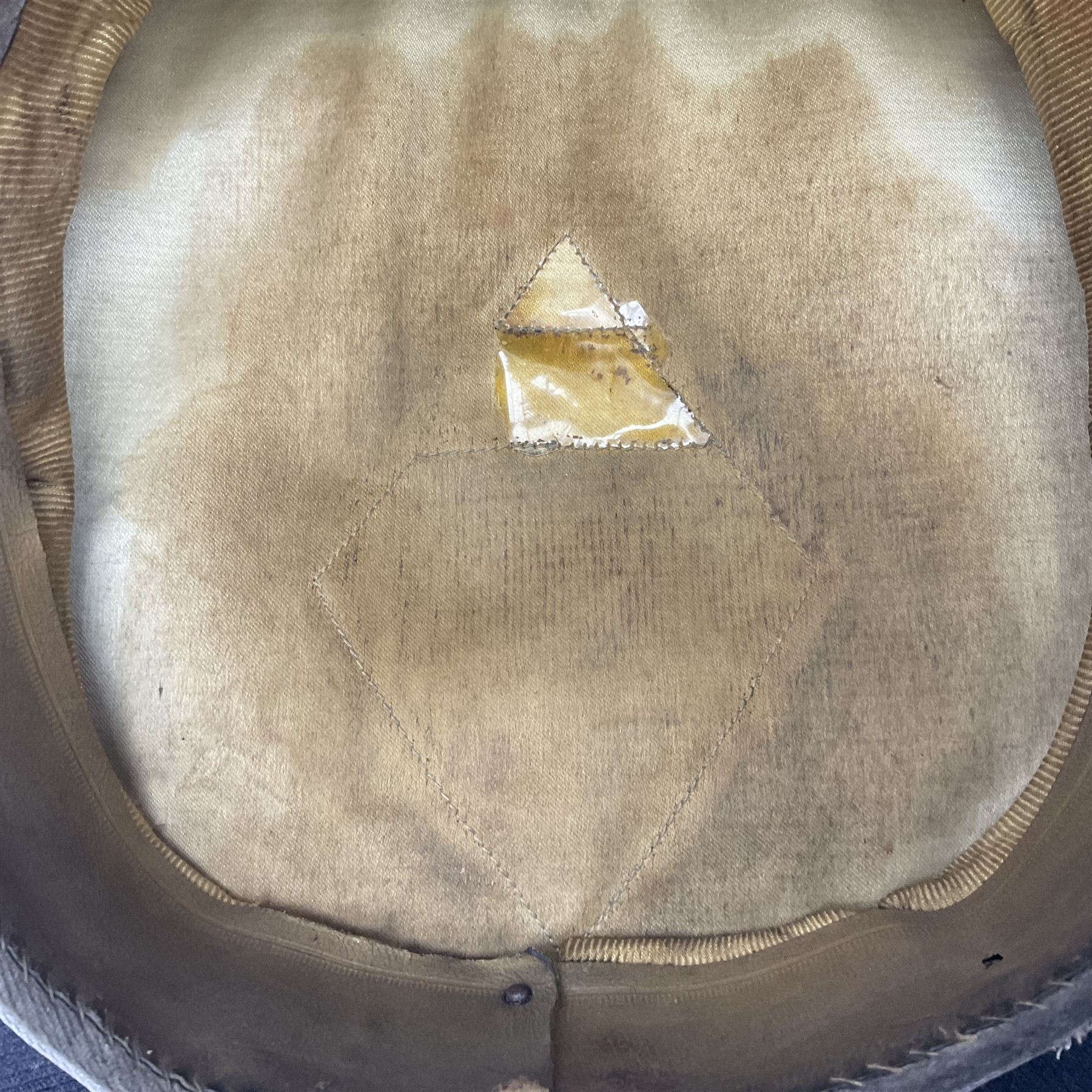 WW2 German Luftwaffe Officer's visor cap with cloth badges