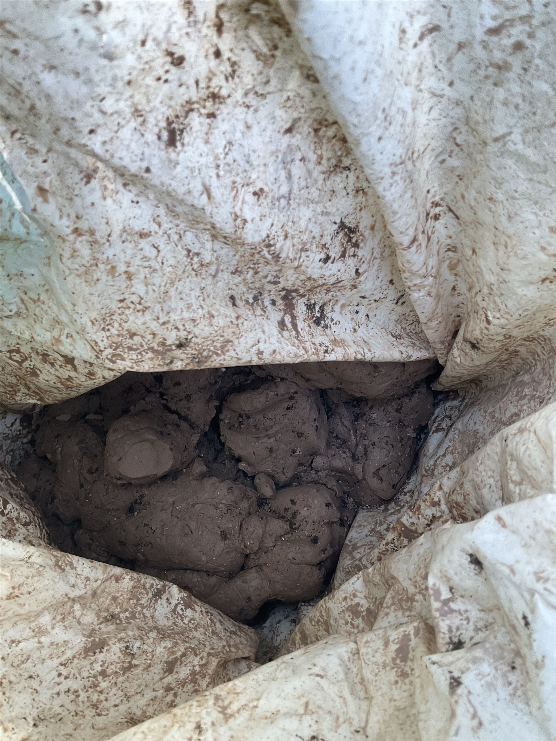 “Pilling Pottery”, 240V kiln, with clay and accessories, kiln shelves, single phase  - THIS LOT IS TO BE COLLECTED BY APPOINTMENT FROM DUGGLEBY STORAGE, GREAT HILL, EASTFIELD, SCARBOROUGH, YO11 3TX