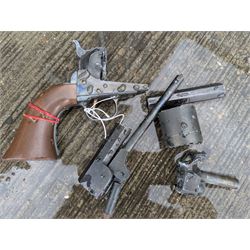 Modern Replica Models Japan non-firing copy of an 1851 Navy percussion cap revolver, .36 cal, boxed with paperwork, L31cm - Disposed 25.06.25 - Notified 24.07.25