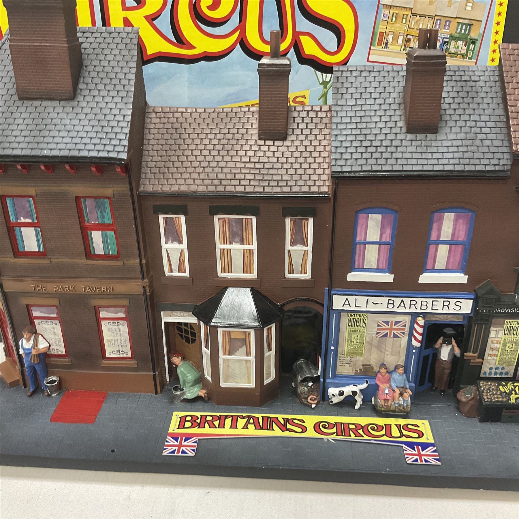Britains - Circus Street Parade diorama with Circus Professional Vehicle no.08673; in original box 