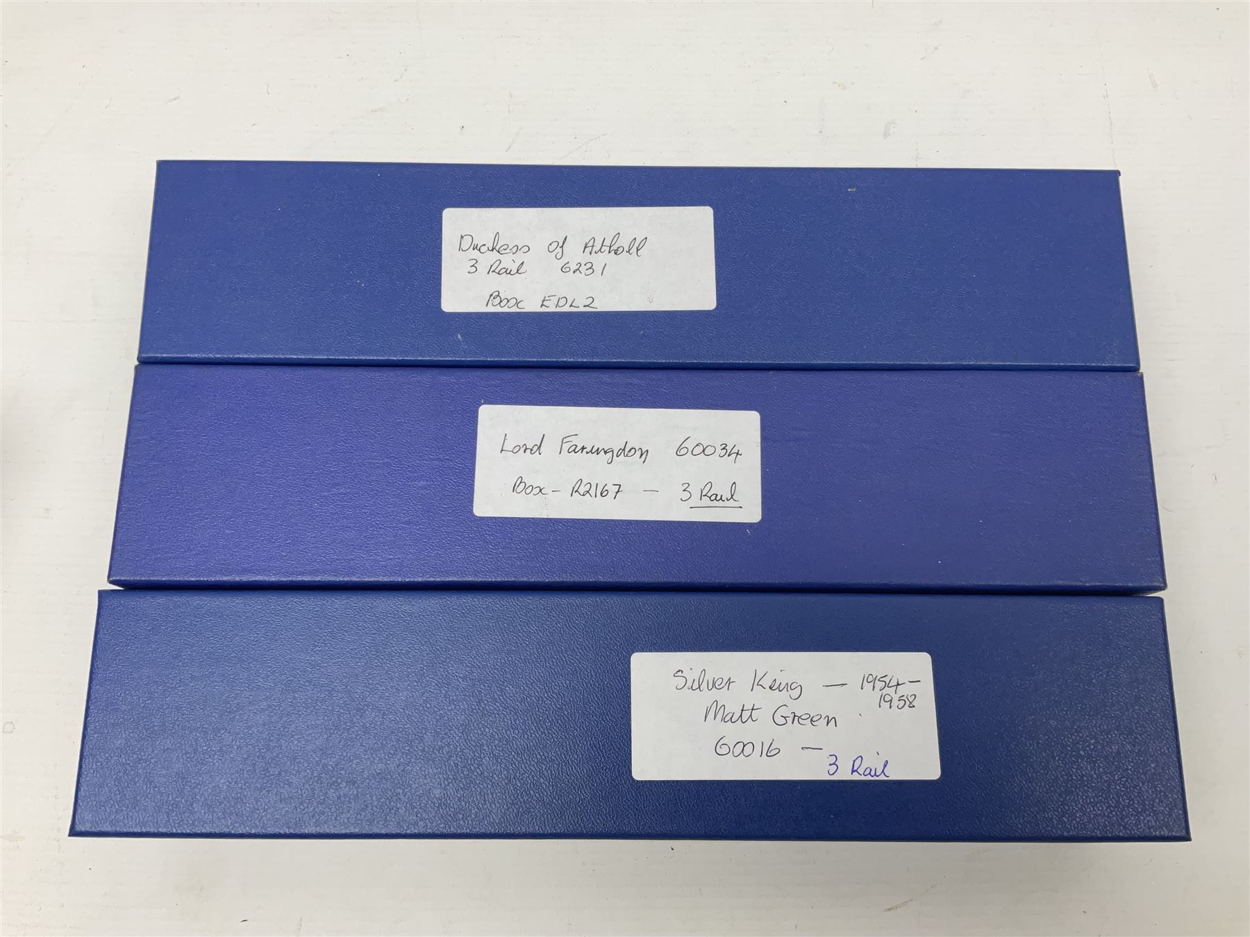 Hornby Dublo - 3-rail - EDL2 Duchess Class 4-6-2 locomotive 'Duchess of Atholl' No.6231 in LMS maroon; Class A4 4-6-2 locomotive 'Silver King' No.60016 in BR green with associated tender; and re-named Class A4 4-6-2 locomotive 'Lord Faringdon' No.60034 in matt green and BR gloss green tender; each in modern collector's plain blue box (3)