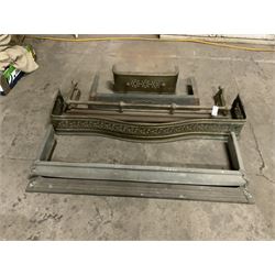 Victorian pierced brass fire fender, bra