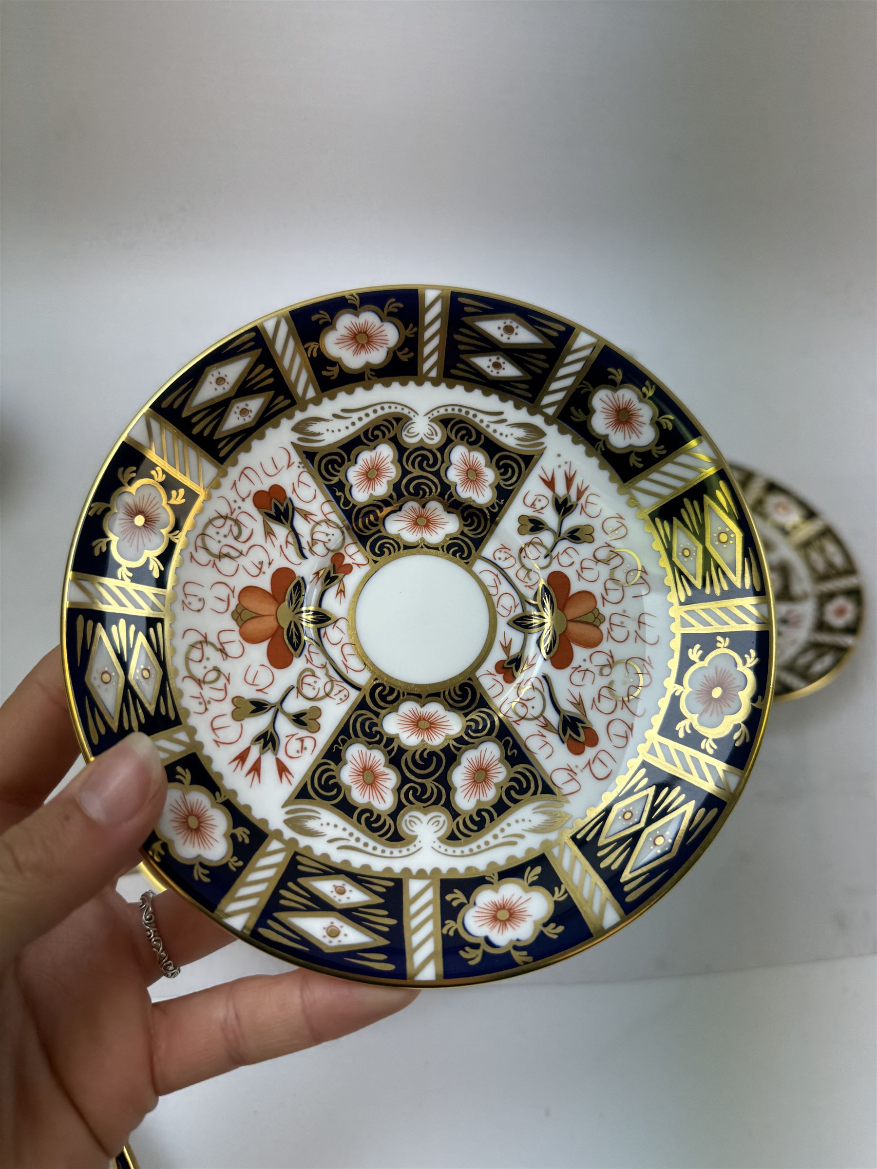 Royal Crown Derby Imari pattern 2451, four teacups, six saucers, six dessert plates etc 