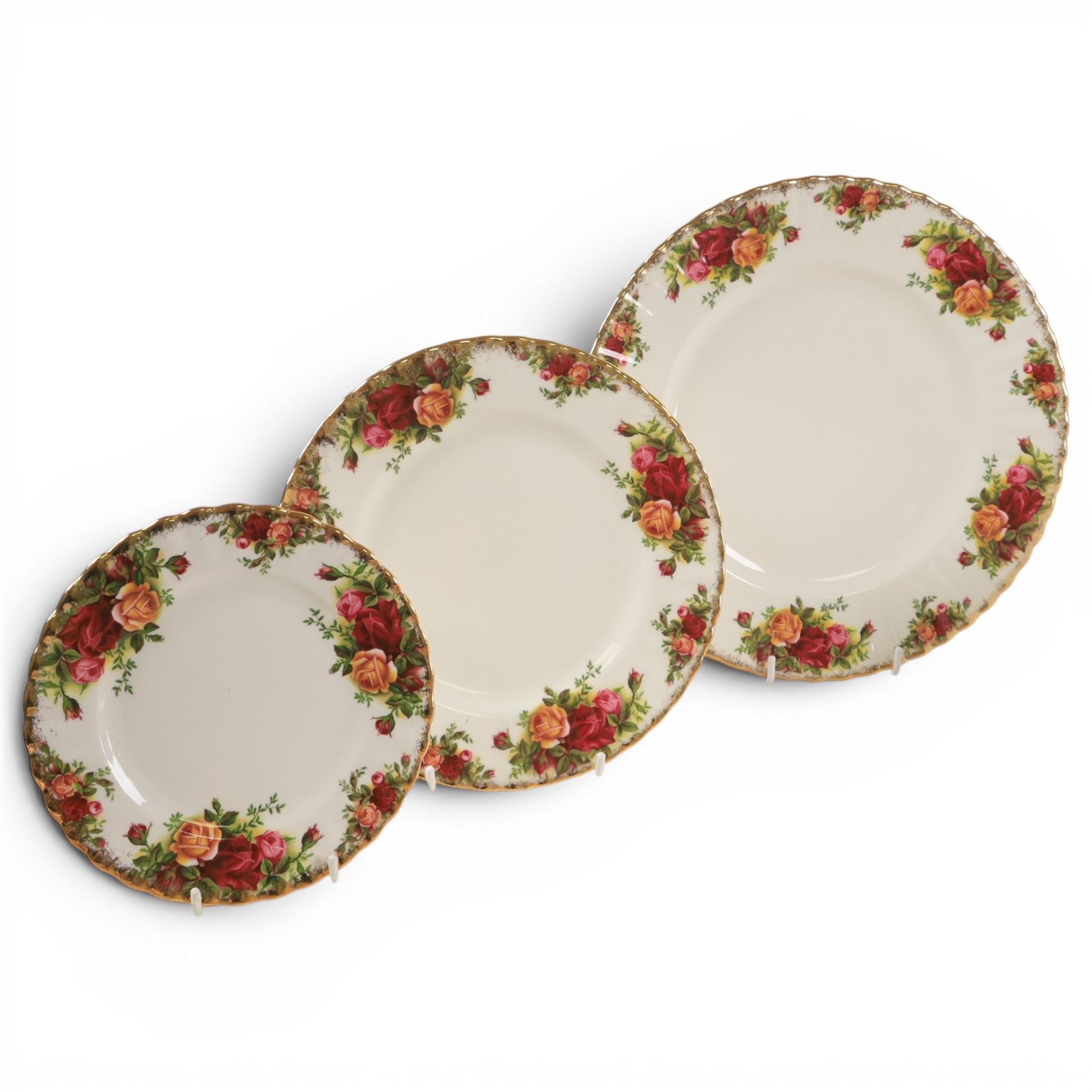 Royal Albert Old Country Roses pattern part tea service, including fifteen teacups and saucers, two open sucrier, two milk jugs, twenty side plates etc  