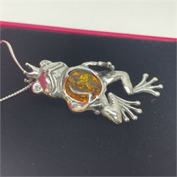 Silver Baltic amber frog prince pendant necklace, stamped 925 