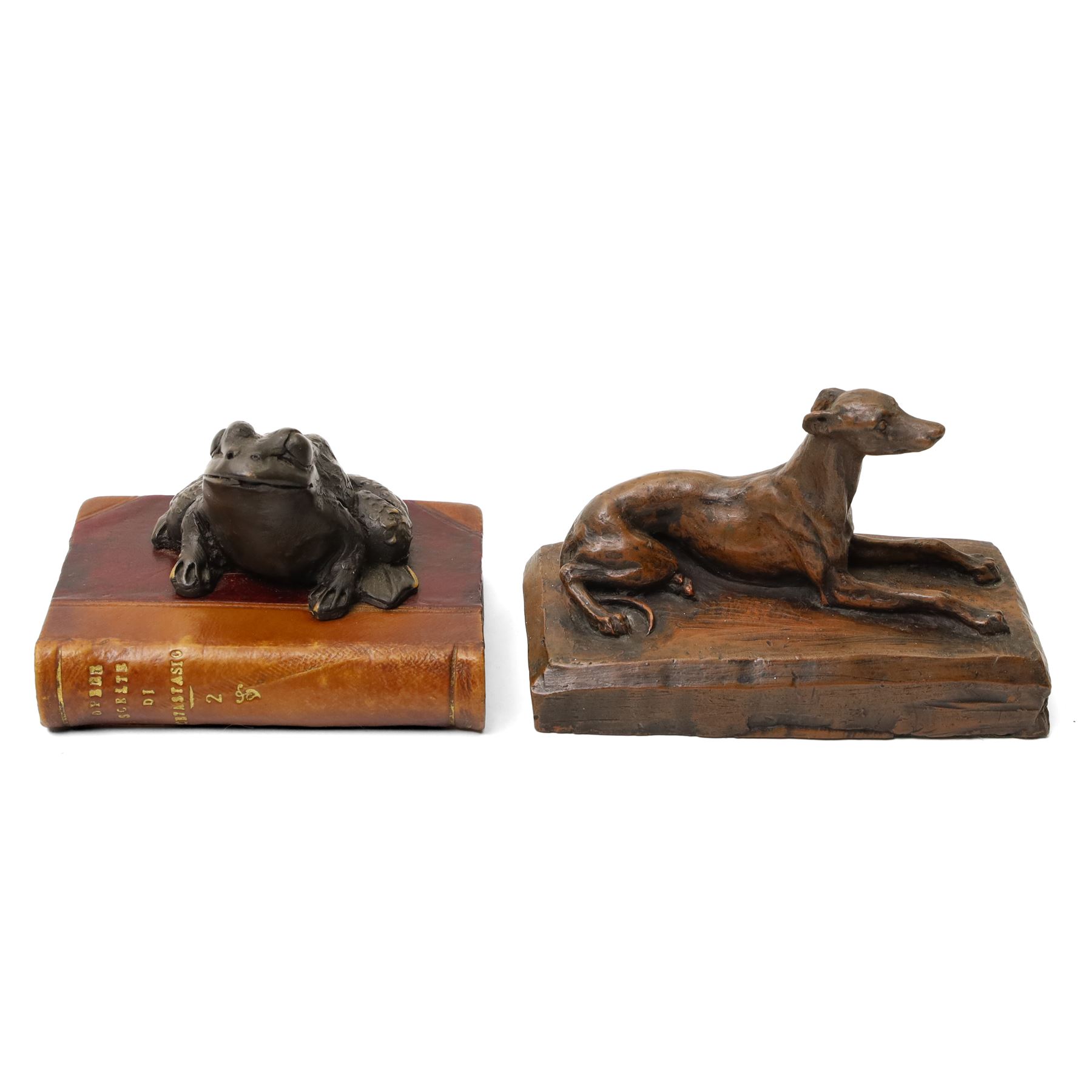 Two commemorative bronze medallions, each depicting horses, the first with 'Salon du Cheval Paris 1975 - Juge' plaque, the other from the Asociación Española de Criadores de Caballos Árabes, together with further decorative composite animals, including a cat after  Emmanuel Frémiet, and others (7)