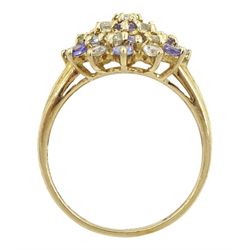 9ct gold blue and clear stone set cluster ring, hallmarked