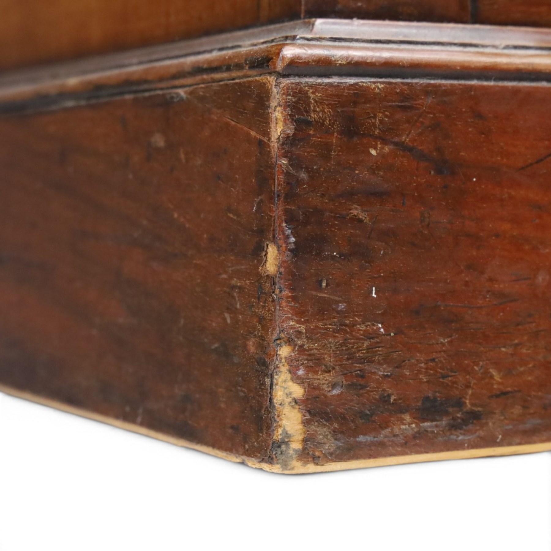 Victorian mahogany inverse breakfront twin pedestal desk, inset leather top over central drawer, flanked by pedestals with four graduating drawers, raised on a plinth base