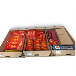 Collection of 00 gauge Hornby Dublo and Triang rolling stock, including one steam locomoti...