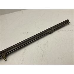20th century Indian percussion musket, the 81cm octagonal barrel with under rib and ramrod, brass fittings including front and rear swivels, oak half stock with cheek piece and chequered pistol grip stamped 1589 L124.5cm overall