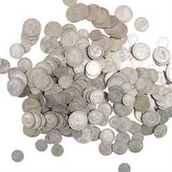 Approximately 1580 grams of Great British pre-1947 silver coins