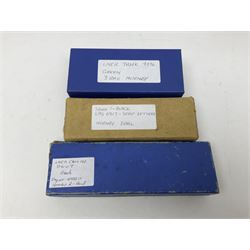 Hornby Dublo - 3-rail - Class N2 0-6-2 locomotive No.9596 in LNER green; and Class N2  0-6-2 tank locomotive No.6917 in LMS black with serif letters; together with a 2-rail Class N2 0-6-2 tank locomotive No.69550; each in unassociated box (3)