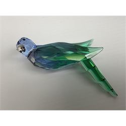 Fourteen Swarovski Crystal bird figures, to include toucan, mandarin duck, swans, parrot, cranes etc 
