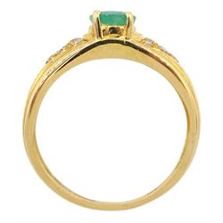 18ct gold single stone oval emerald ring, with diamond set shoulders, hallmarked
