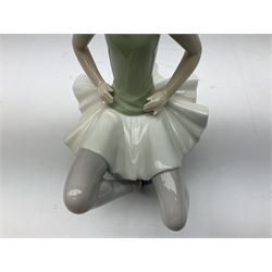 Three Lladro ballerina figures, comprising Ballerina No1 no 1356, Ballerina No2 no 1357 and Ballerina No 5 no 1360, Ballerina No1 has a signature to the base and dated 28.04.90, largest example H24cm 
