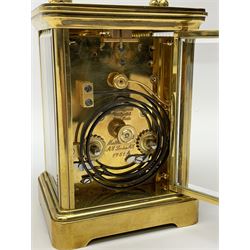 Corniche cased 20th century carriage clock dial inscribed “Matthew Norman, London” with a white enamel dial, Roman numerals, minute markers and steel moon hands, 8-day Swiss movement with a jewelled lever platform escapement striking the hours and half-hours on a coiled gong, with repeat button.


