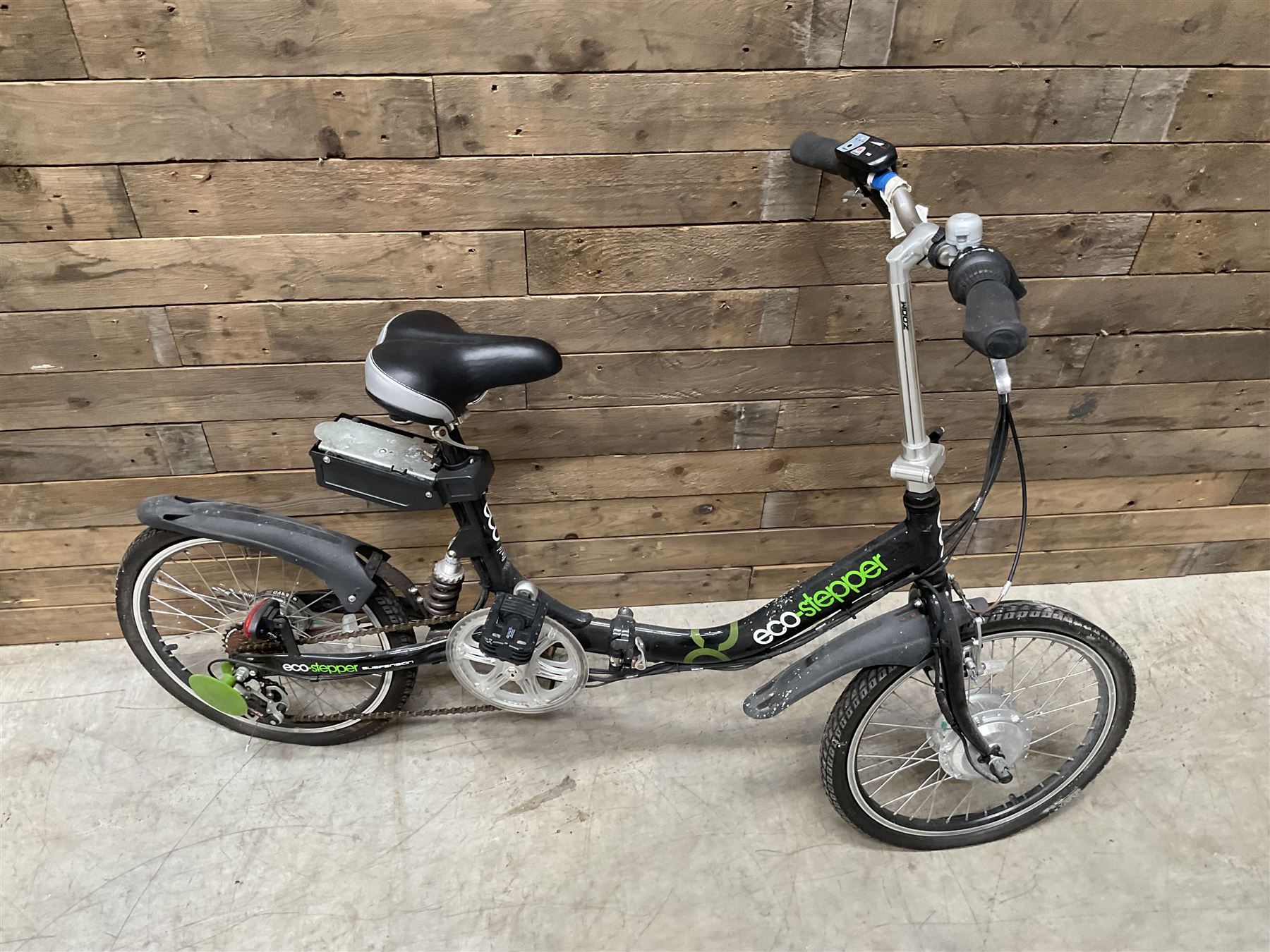 Eco-stepper bicycle and another bicycle