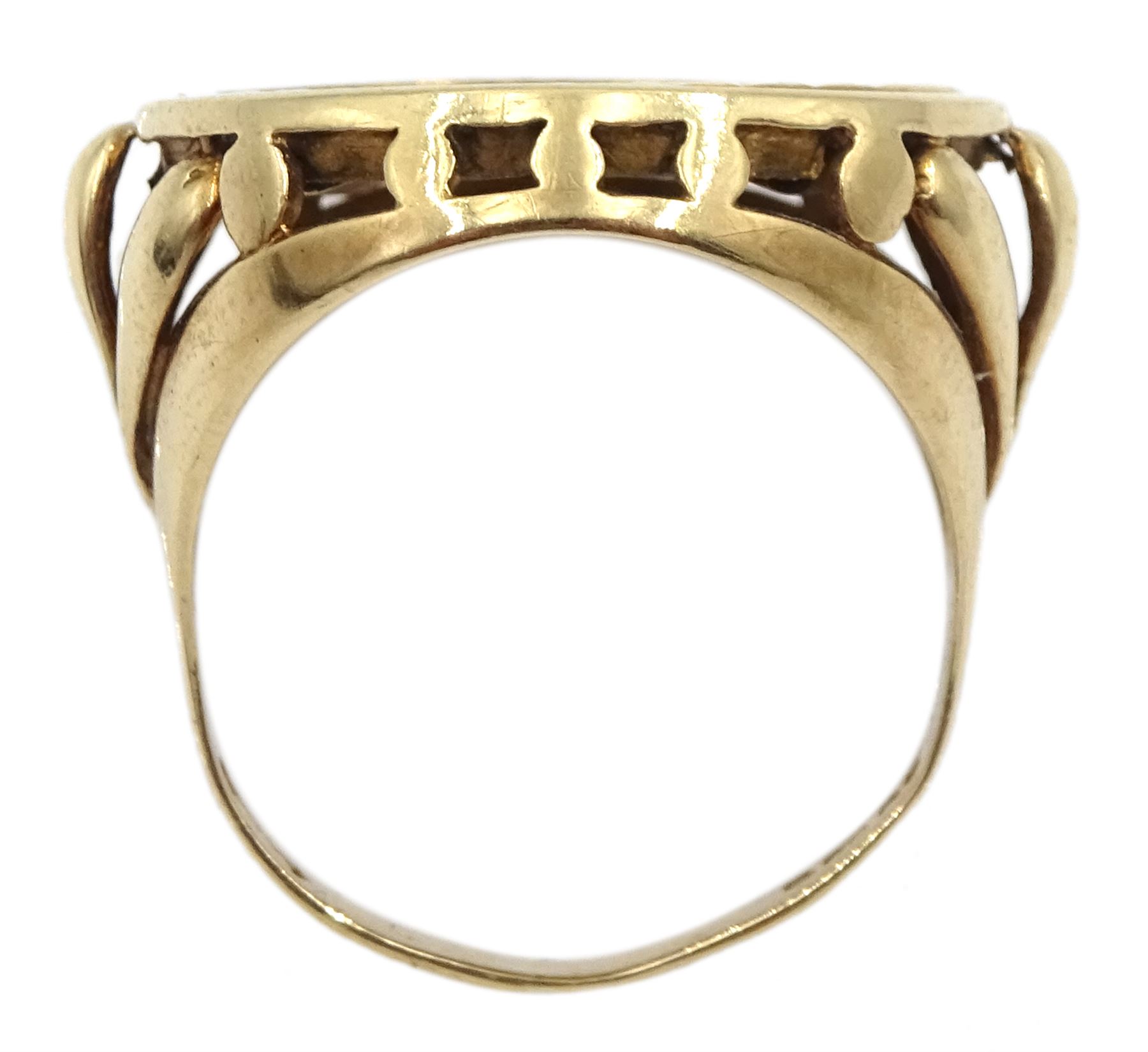 Queen Victoria 1897 gold half sovereign, loose mounted in 9ct gold ring, hallmarked