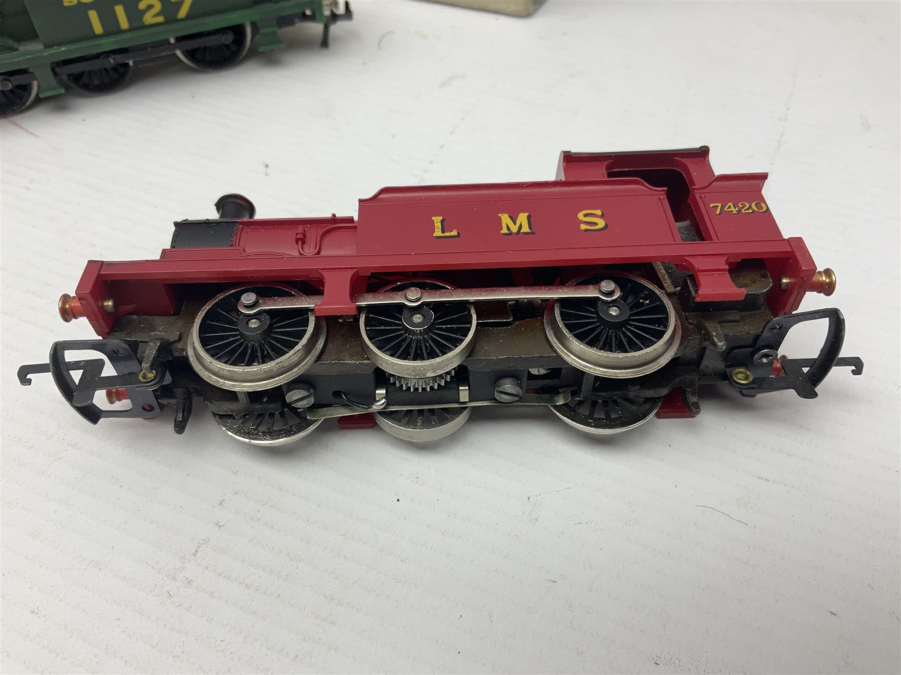 Wrenn '00' gauge - five Class R1 0-6-0 tank locomotives - No.7420 in LMS Red; No.31337 in BR Black; No.31340 in BR Malachite Green; No.1127 in Southern Green; all in boxes with instructions; and No.1127 in Southern Green; in associated Wrenn box (5)
