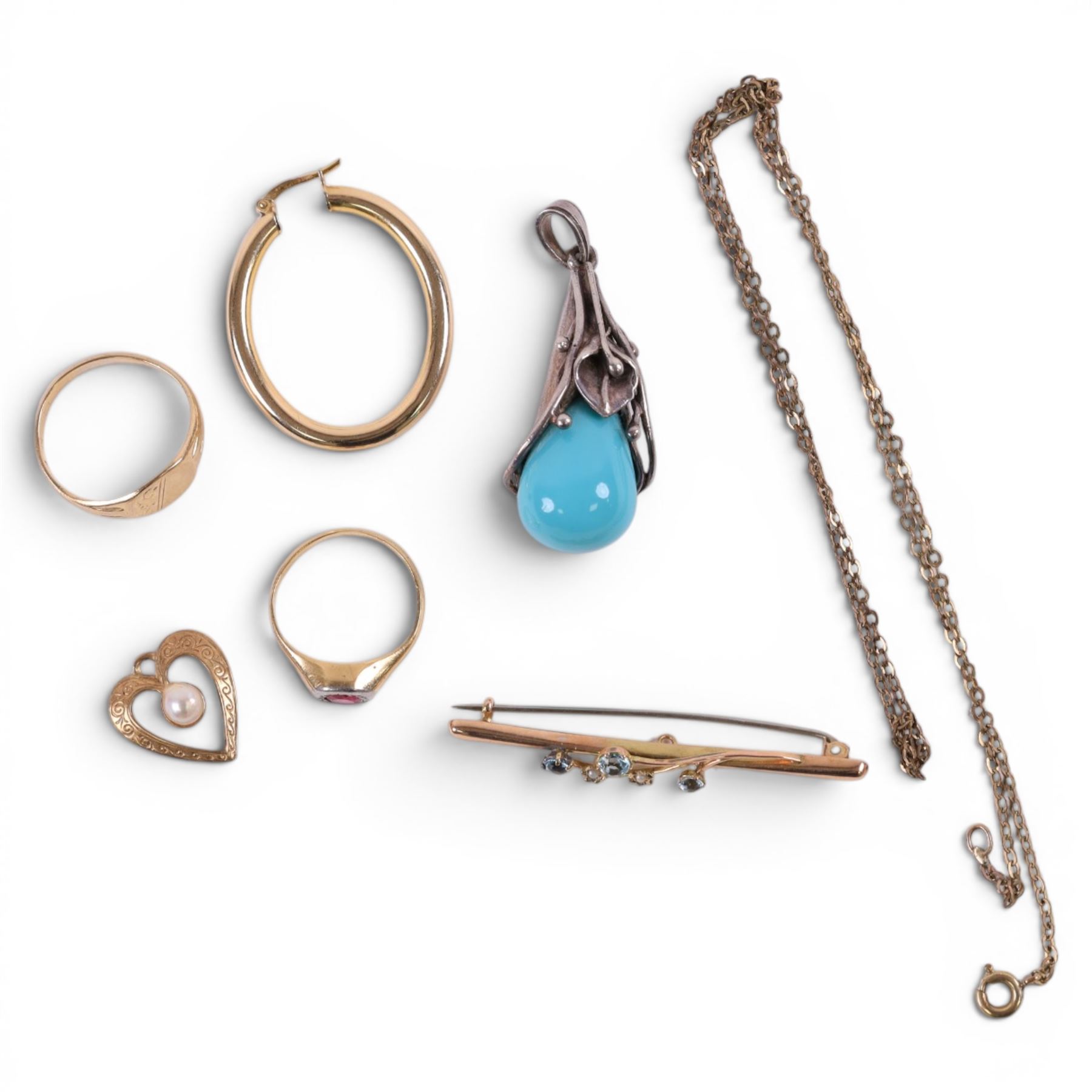 18ct gold stone set ring, together with 9ct gold jewellery, including stone set brooch, single hoop earring, signet ring and heart pendant, silver pendant and gilt chain