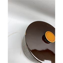 Hornsea Bronte pattern dinner and  wares, to include coffee pot, hot water jug, two milk jugs, two covered tureens etc (28)