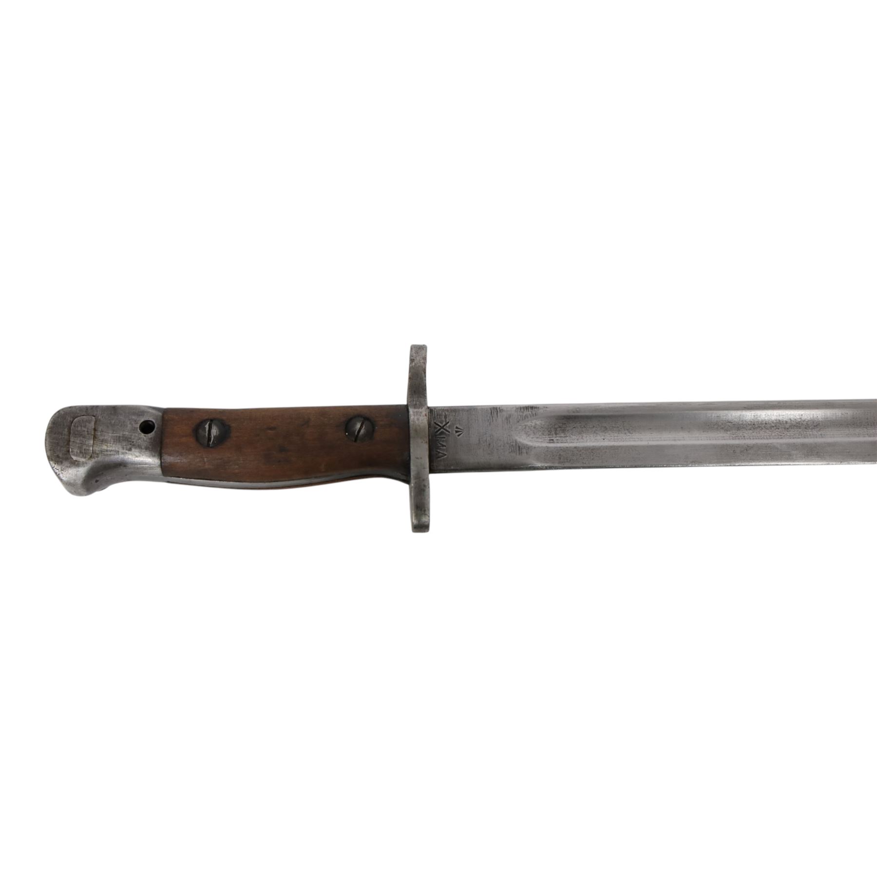 Lee Enfield SMLE Rifle Bayonet, 1907 pattern, with leather scabbard, L57cm 