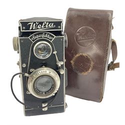 Welta Superfekta Folding twin lens camera, with 'Meyer Gorlitz Trioplan 1;3.8 f=10cm' lens serial no 649219 and 'Meyer Gorlitz Trioplan 1;3.8 f=7.5cm' lens serial no 653168, in fitted case