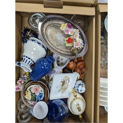 Ceramics and glassware, including Portmeirion Botanic Garden vase, drinking glasses, dinnerwares, etc in six boxes