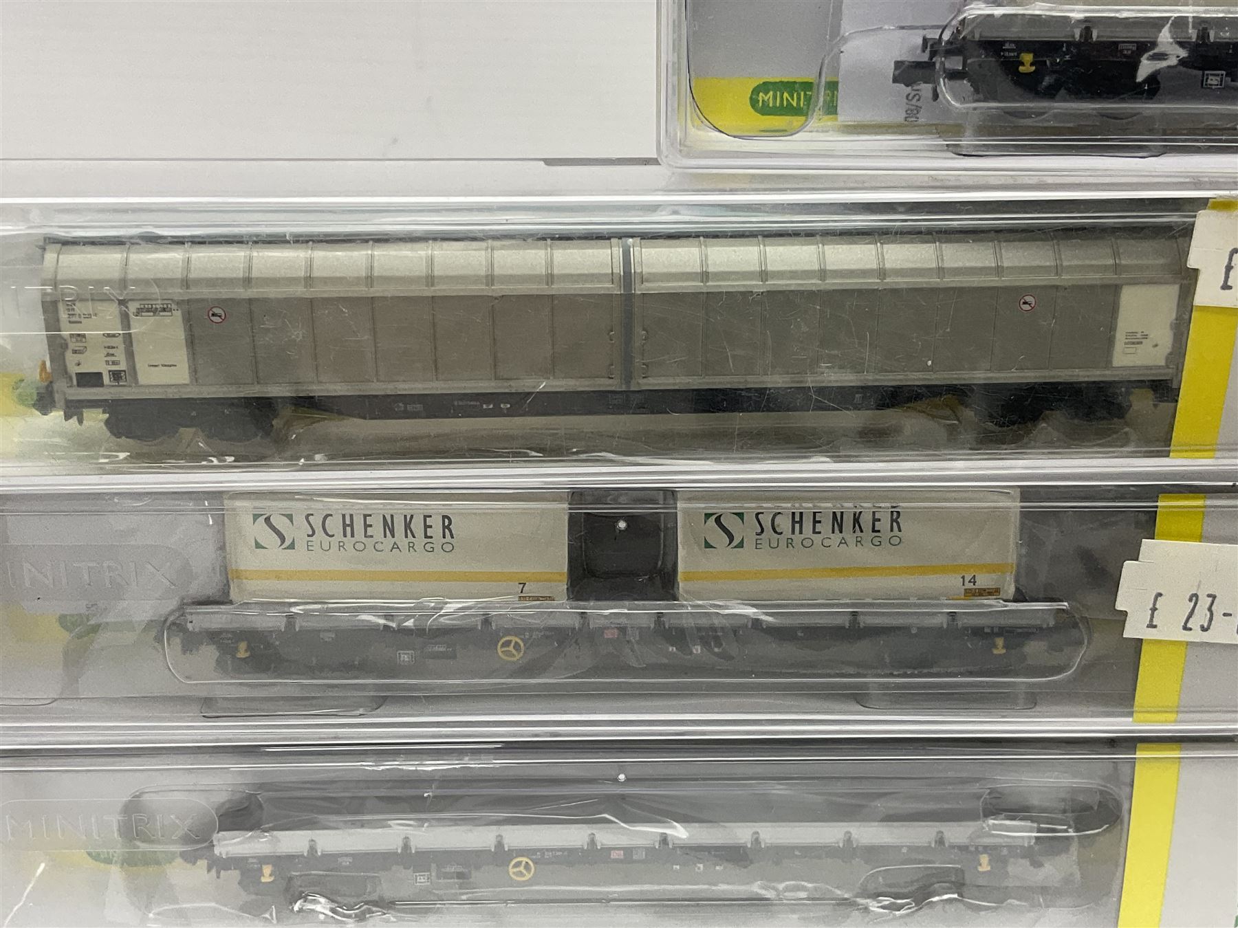 Trix Minitrix 'N' gauge - four goods wagons - Nos. two 13575, two 15518, 15254-10, 15254-19, 15645-10, 15645-12, two 15271-14, two 15271-15, 15271-16 and 15271-18; all boxed; and two unboxed in associated box (16)