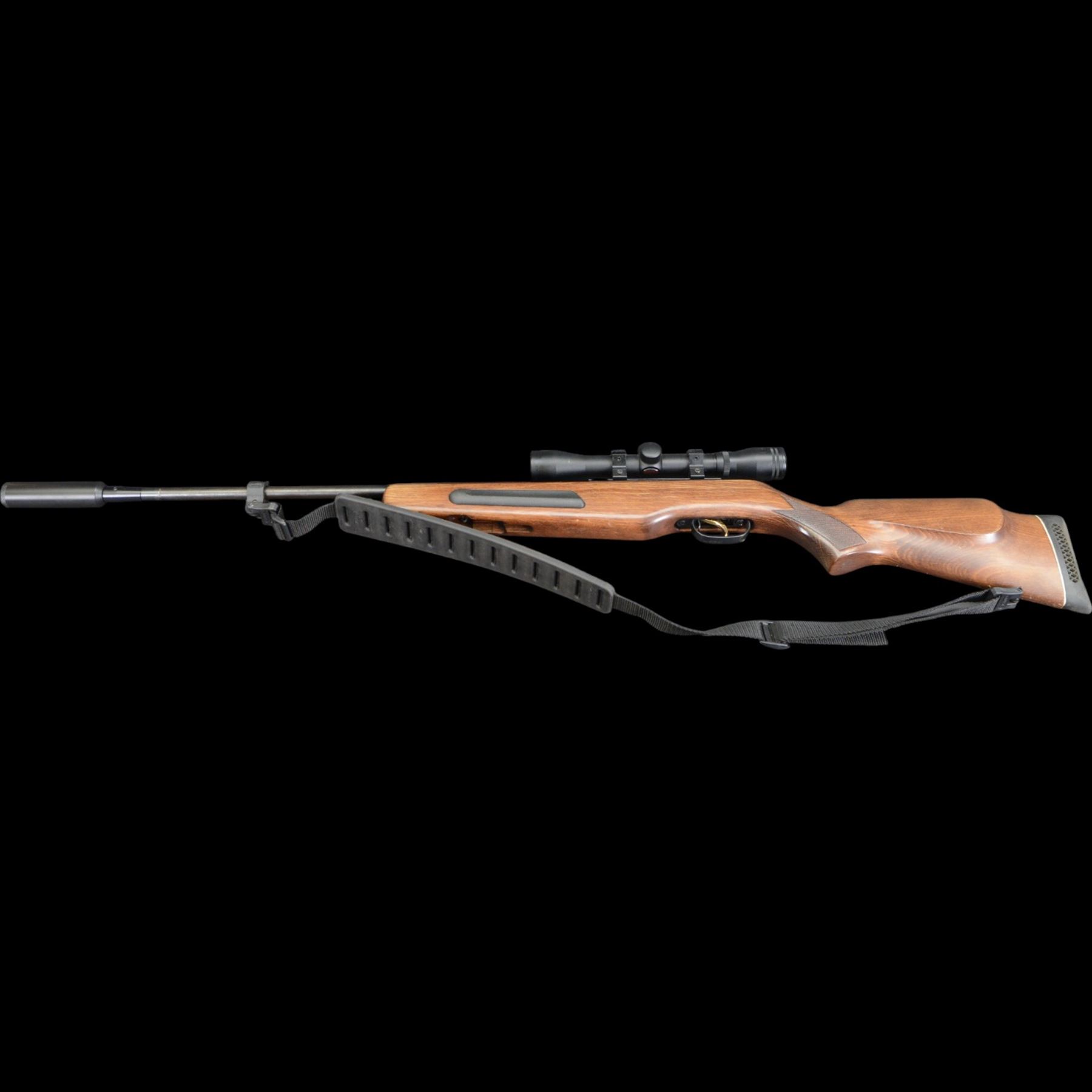 Gamo Maxima .22 break barrel air rifle, serial no 04-183689-04, with Gamo sight, in gun sleeve, L121cm
