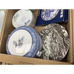 Maling Maltese pattern part dinner wares, including dinner plates, tureens, side plates etc, together with Pyrex dinner wares, decorated in flying duck pattern, Johnson Bros Indian Tree pattern tea and dinner wares and a collection of decorative and calendar plates, etc, in six boxes 