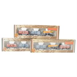Six Bachmann 00 gauge 33033 Coal Traders Classics Yorkshire triple wagon packs, all boxed