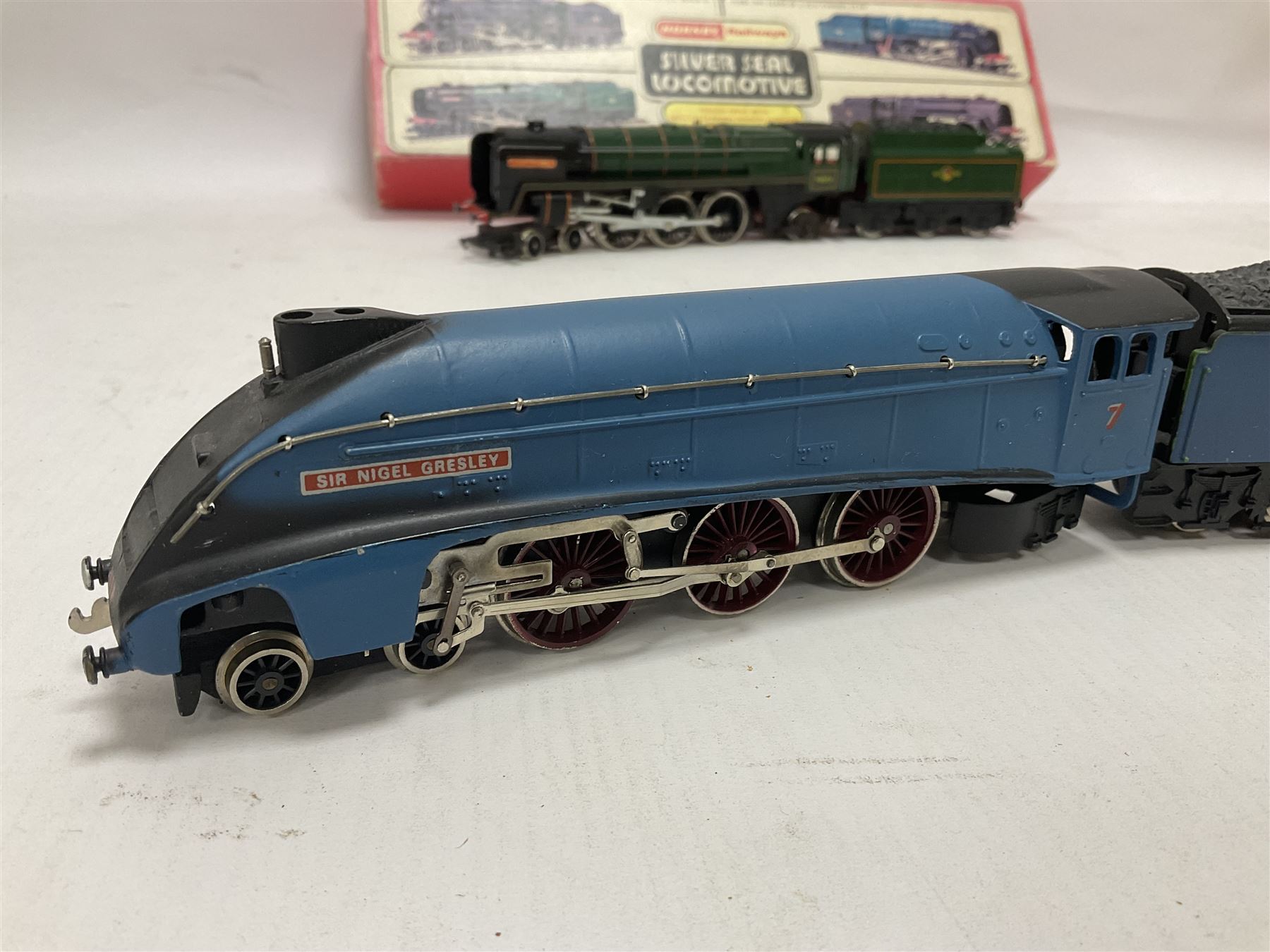 Hornby/Tri-Ang ‘00’ gauge - four locomotives and tenders comprising boxed Class 7P6F 4-6-2 ‘Oliver Cromwell’ no.70013 in BR green; Class A4 4-6-2 ‘Nigel Gresley’ no.7 in LNER blue; Battle of Britain Class 4-6-2 ‘Winston Churchill’ no.21C151 in SR green; Class A3 Gresley 4-6-2 no.60103 in BR green (4) 