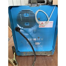 ''Clarke weld MIG90EN '' No gas welder - THIS LOT IS TO BE COLLECTED BY APPOINTMENT FROM DUGGLEBY STORAGE, GREAT HILL, EASTFIELD, SCARBOROUGH, YO11 3TX