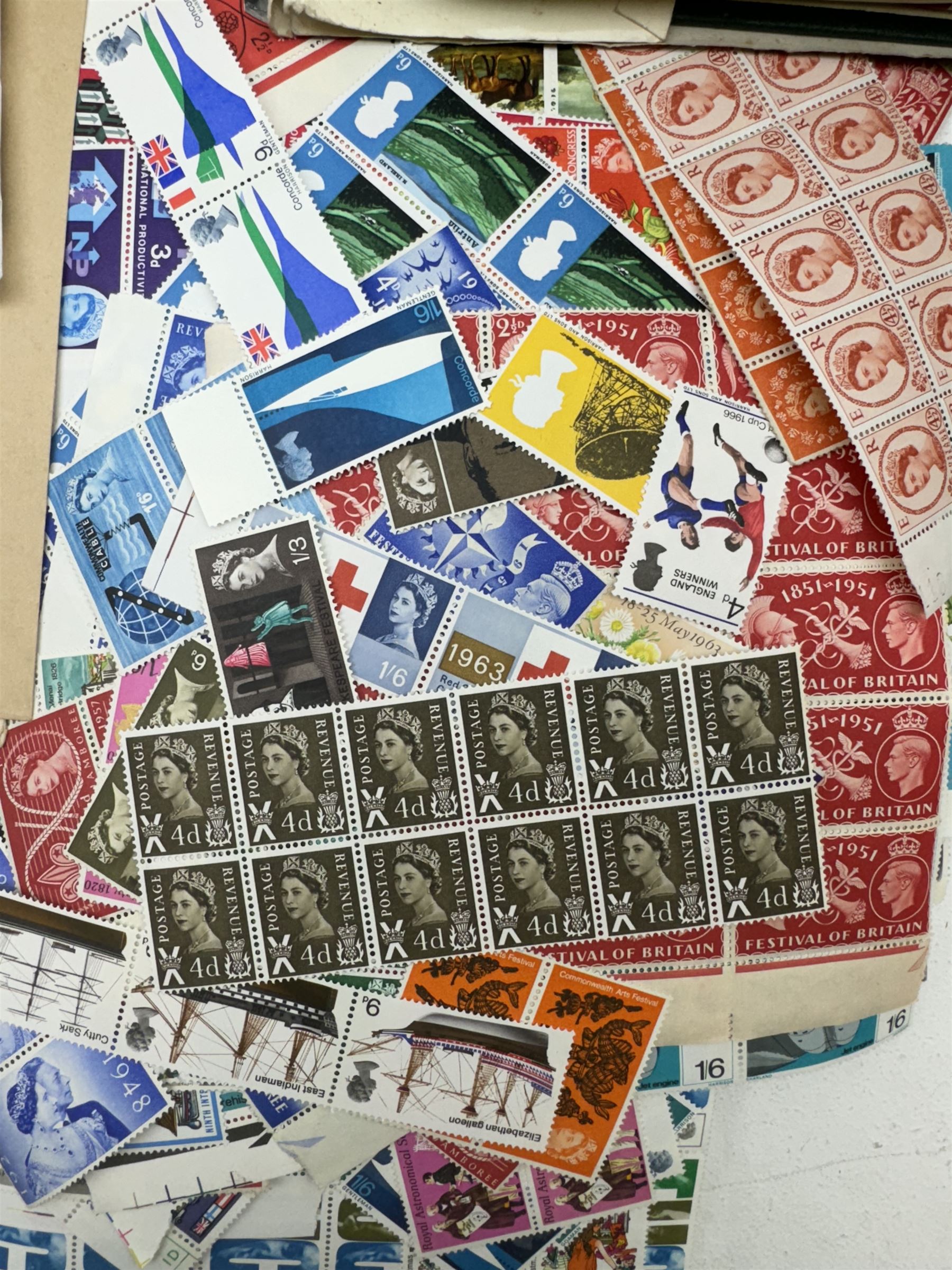Great British and World stamps, including Belgium, Denmark, Ireland, France, Hungary, Italy, Poland, Spain etc, housed in various albums, books and loose, in one box