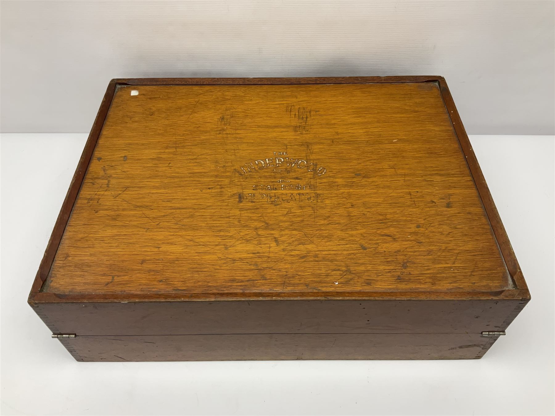Underwood standard duplicator, in original wooden box, with gilt lettering to cover