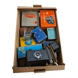 Watkins Bee Meter, in orignal box together with a Kodak Pocket Instamatic 400, Wray Stereo Graphic Viewer, Schneider-Kreuznach lens and a collection of other cameras and equipment 